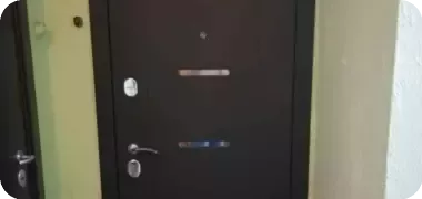 Установка входной металлической двери